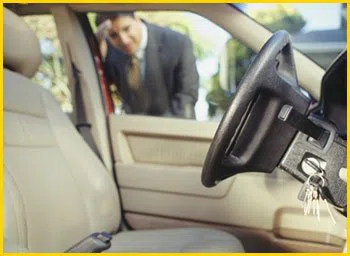 Metro Locksmith Services Naples, FL 239-800-9032 - 20-keys-locked-in-car